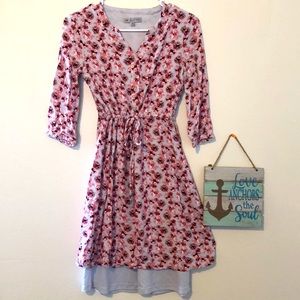 XS pink dress with flowers. Has a slipper